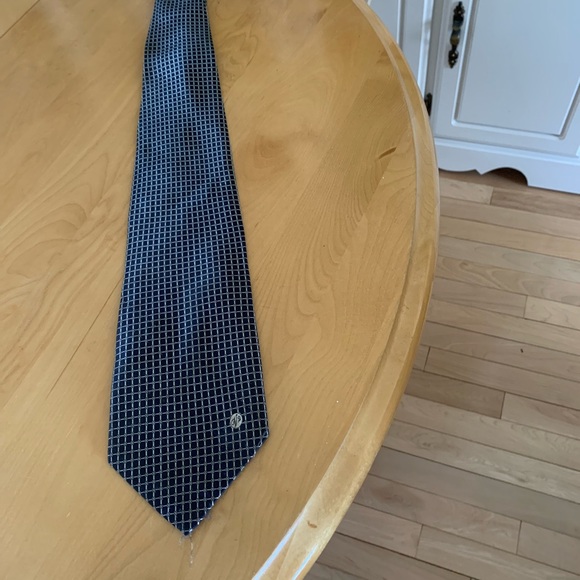 Versace 100% Silk tie - Picture 3 of 4